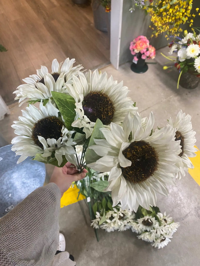 Fortune Sunflower Bush Cream - Uncategorized Silk