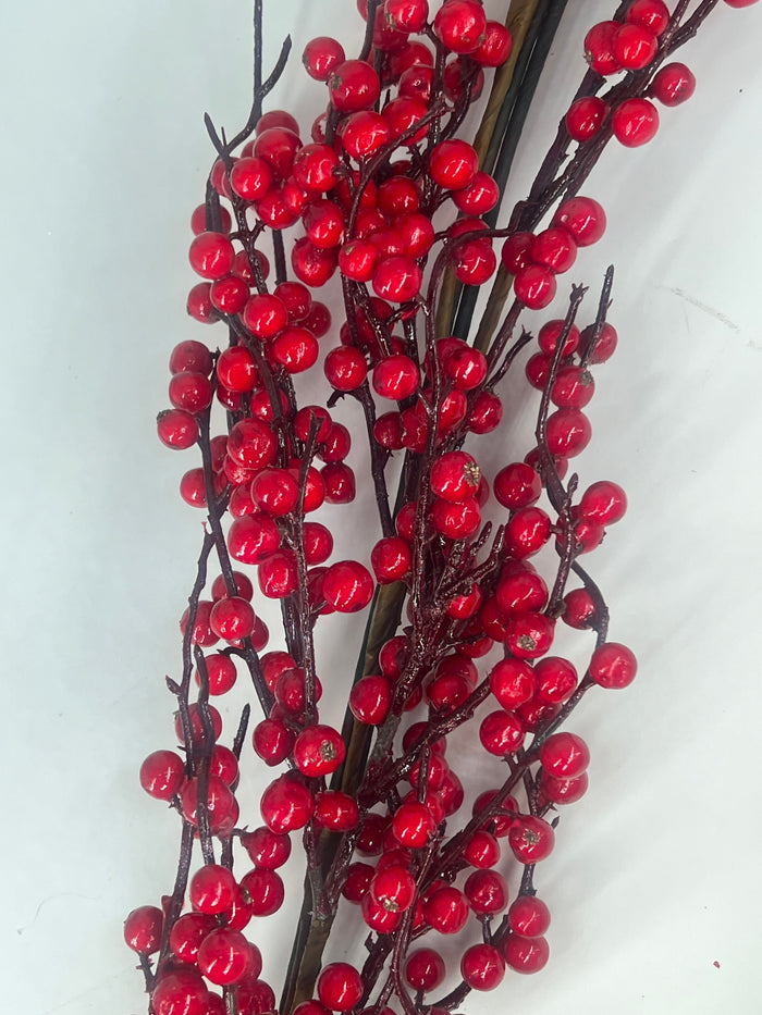 Le Fleur Berry Garland Red - Uncategorized Silk