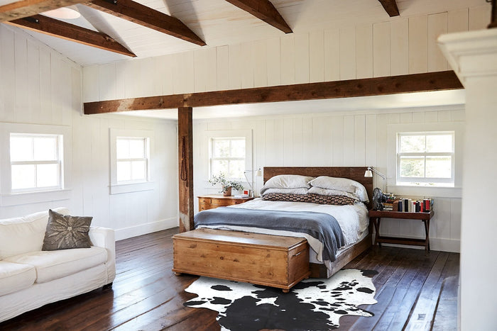 Black and White Cowhide Rug #B9606