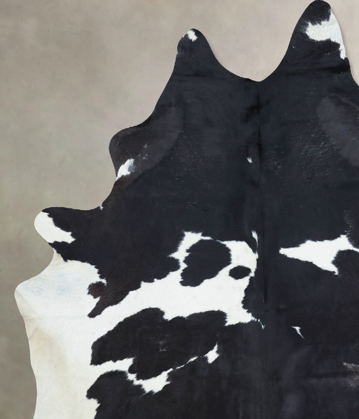 Black and White Cowhide Rug #B8581