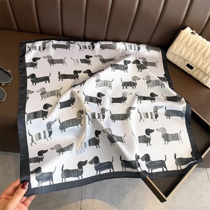 Dachshund White Scarf / 65cm