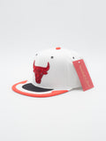 Day 4 Chicago Bulls Snapback White/Red - La Tienda de las Gorras