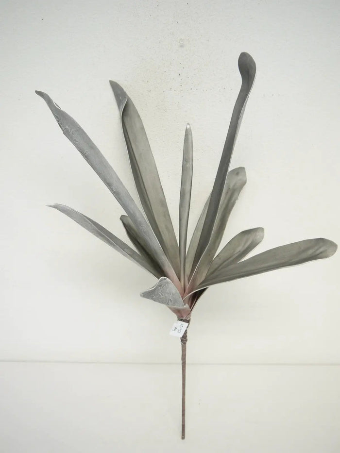Foam Leaf Spray 33"