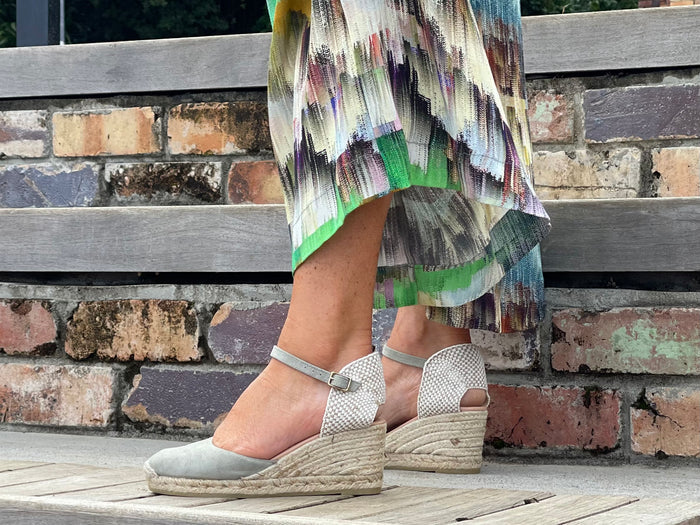 Quality Spanish espadrille sandals made from sage green coloured suede leather. Comfortable, wedge jute sole unit. Enclosed ankle strap and enclosed toe.