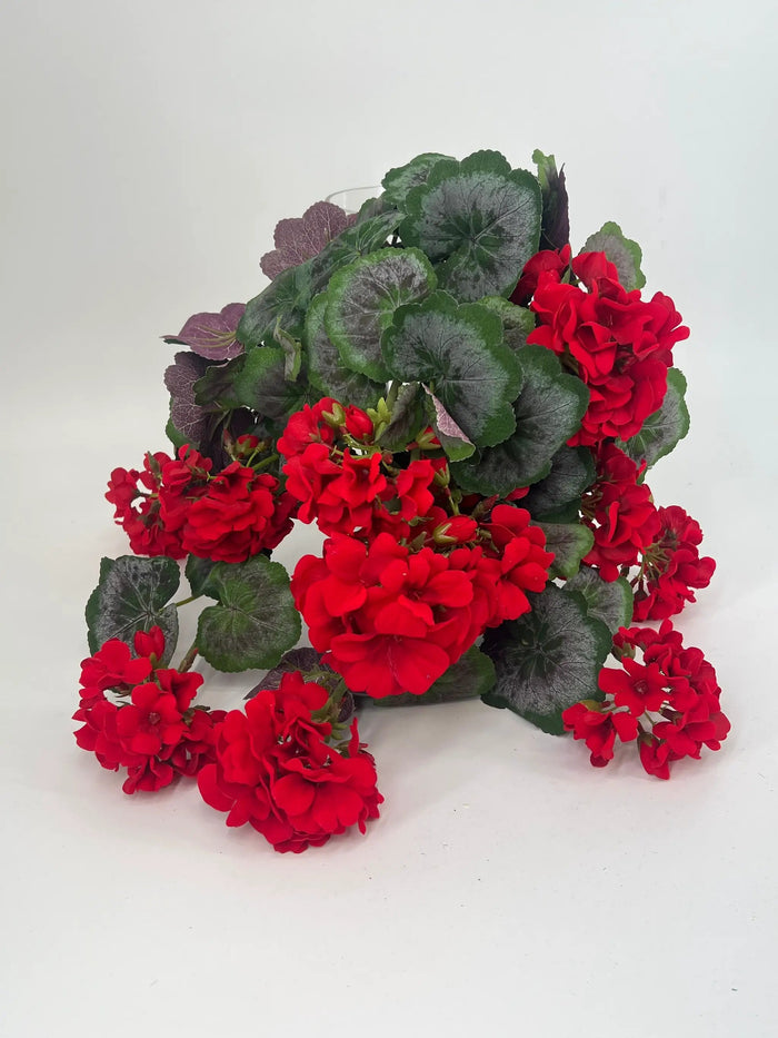 Le Fleur Geranium Hanging Bush Red 16.5" - Artificial Flowering Plants Silk