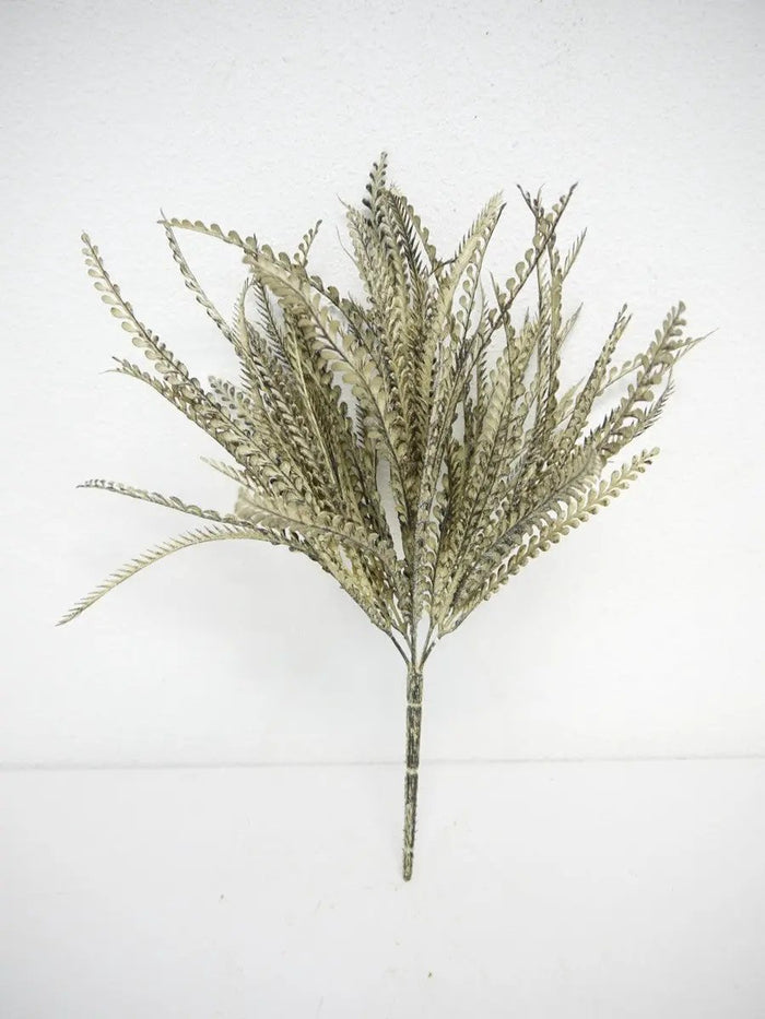 Grass Bush Sand 18"