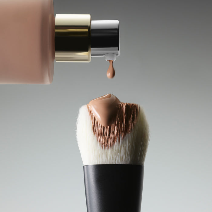 #seo : Liquid Foundation Brush Pinceau Westman Atelier