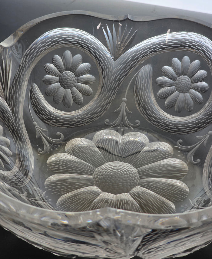 Signed Tuthill American Brilliant Period hand Cut mouth blown blank bowl