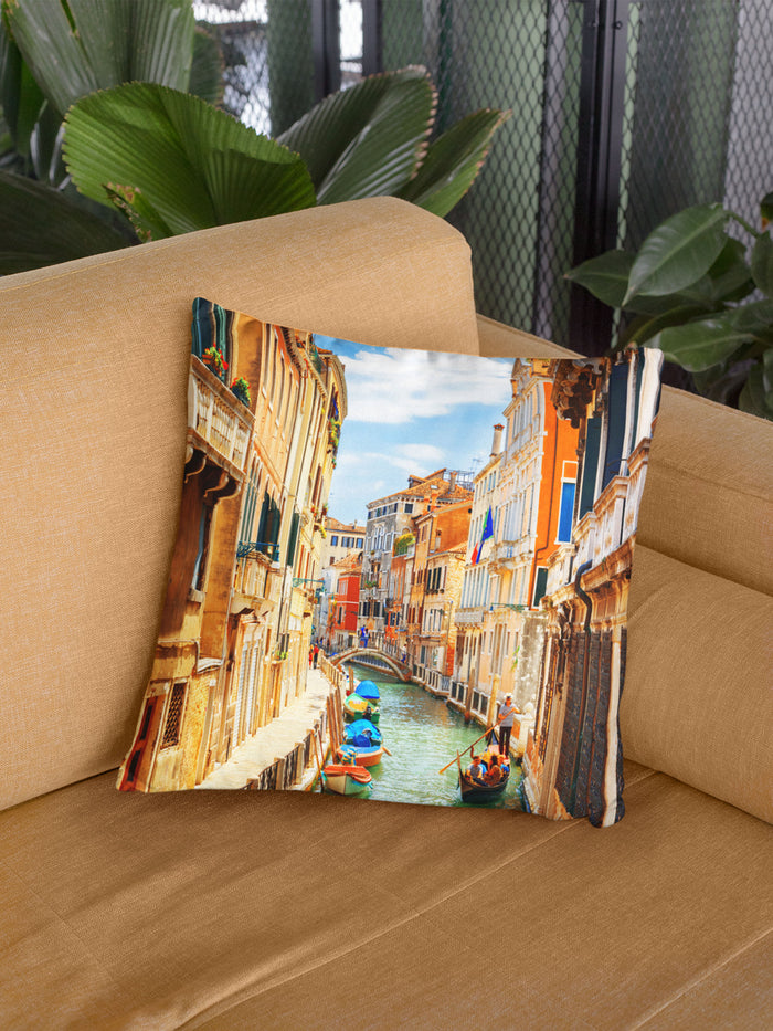 Venice II Decorative Throw Pillow Set (Pillow Cover and Insert)