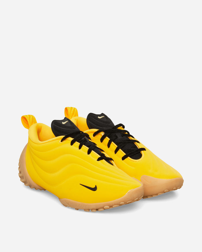 Nike Wmns W Nike Astra Ultra Univ Gold/Black/Gum Lt Brown Sneakers Low FZ5778-701